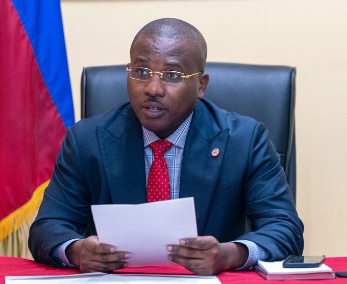 Claude Joseph en difficultés à Paris : sa conférence annulée sous la pression des Haïtiens vivant en France